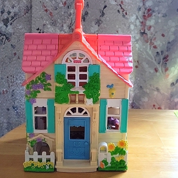 Fisher price dollhouse 2000 - Picture 1 of 13